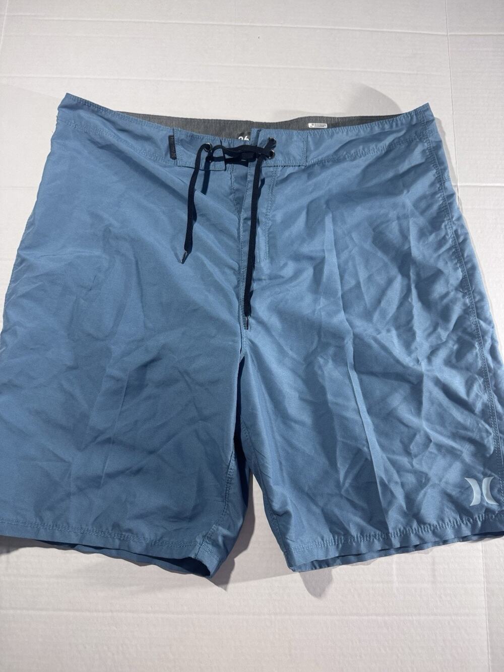 Hurley Men’s Blue Solid Board Shorts 36 Drawstring Back Pocket